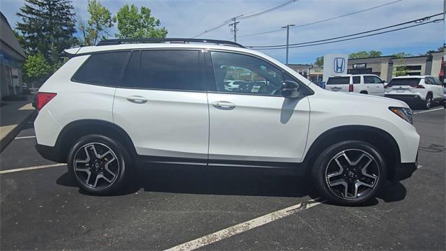 used 2022 Honda Passport car, priced at $35,749