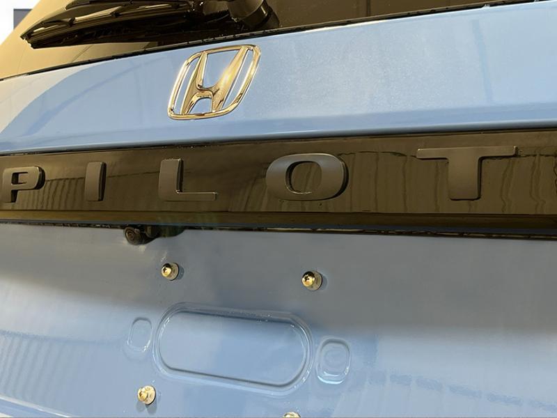 new 2025 Honda Pilot car, priced at $51,350