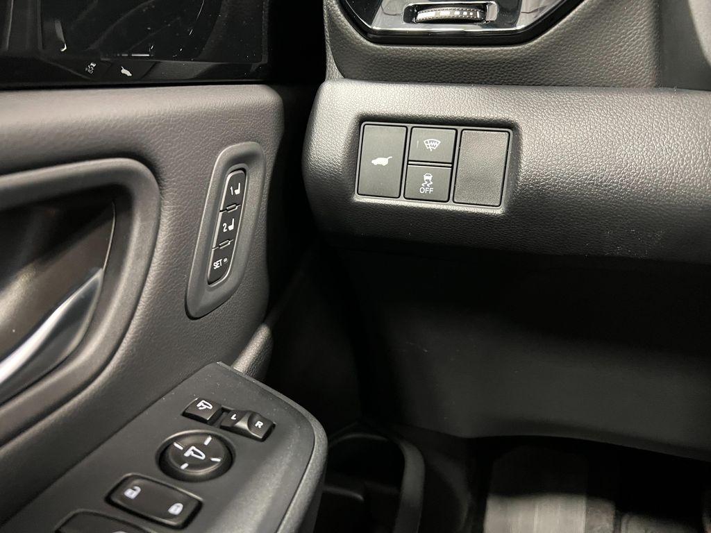 new 2025 Honda Pilot car, priced at $51,350