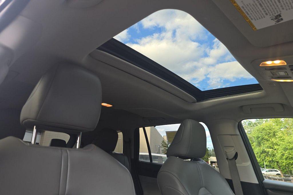 used 2022 Toyota Highlander car, priced at $35,685