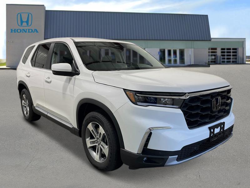 new 2025 Honda Pilot car, priced at $47,550