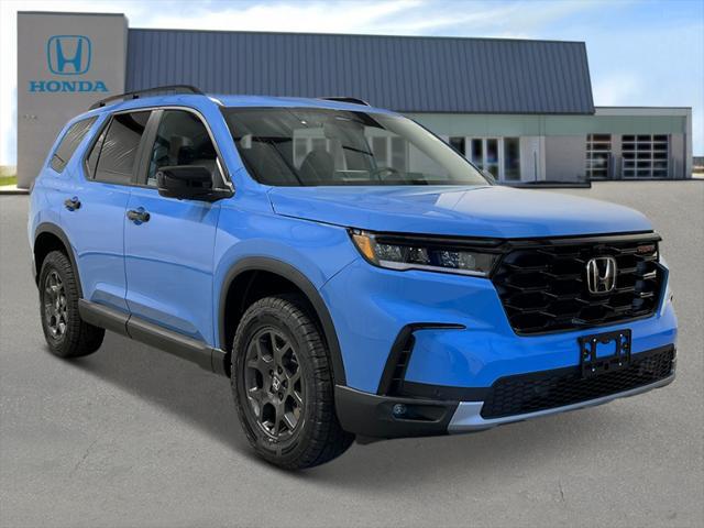 new 2025 Honda Pilot car, priced at $51,250