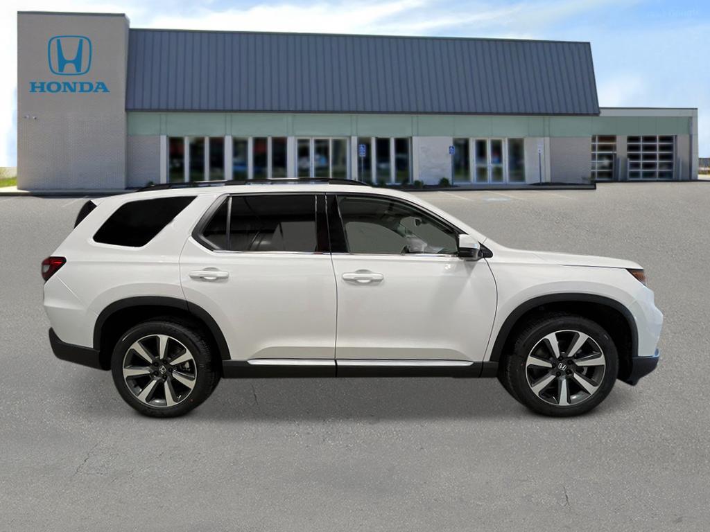 new 2025 Honda Pilot car, priced at $51,550