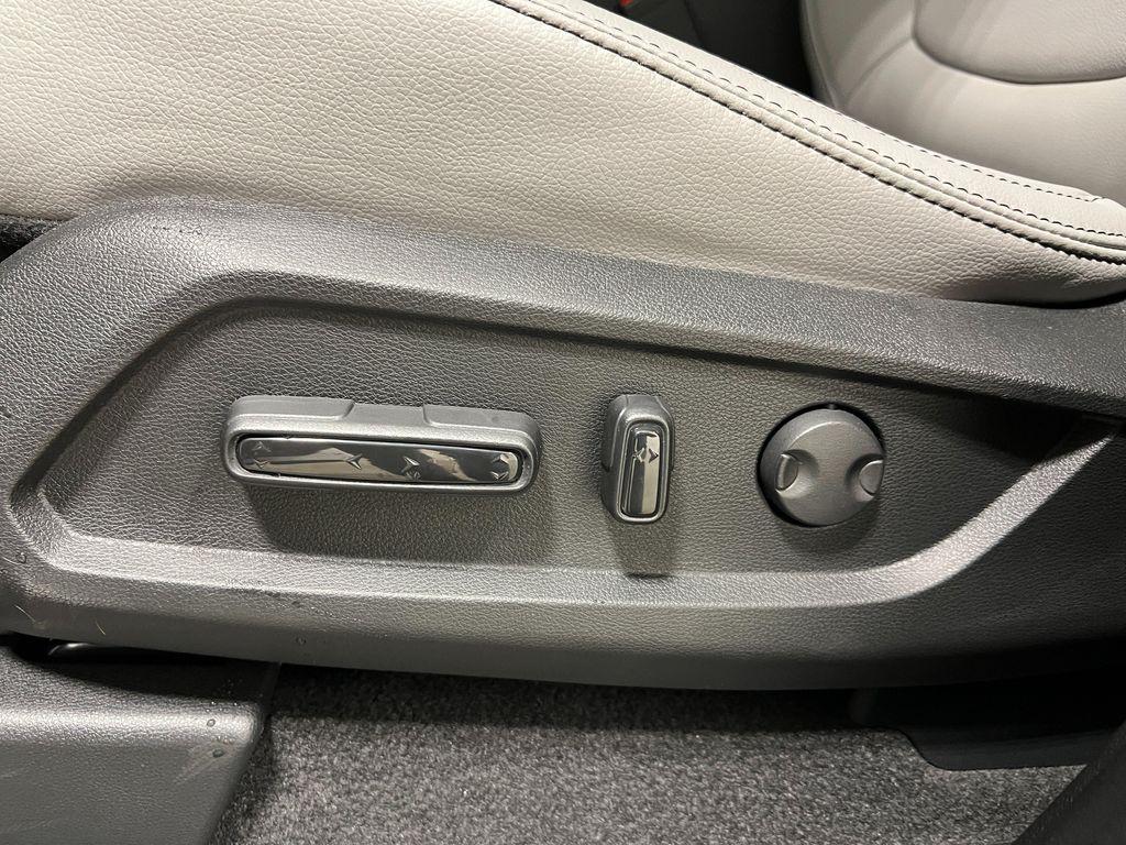 new 2025 Honda Pilot car, priced at $51,550