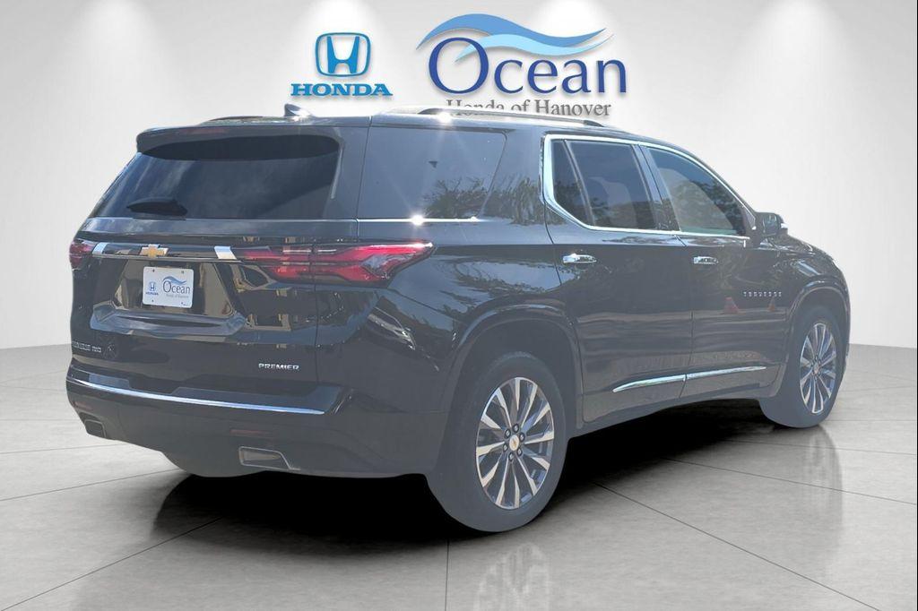 used 2023 Chevrolet Traverse car, priced at $33,695