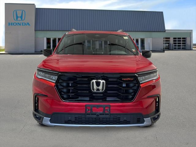 new 2025 Honda Pilot car, priced at $51,250