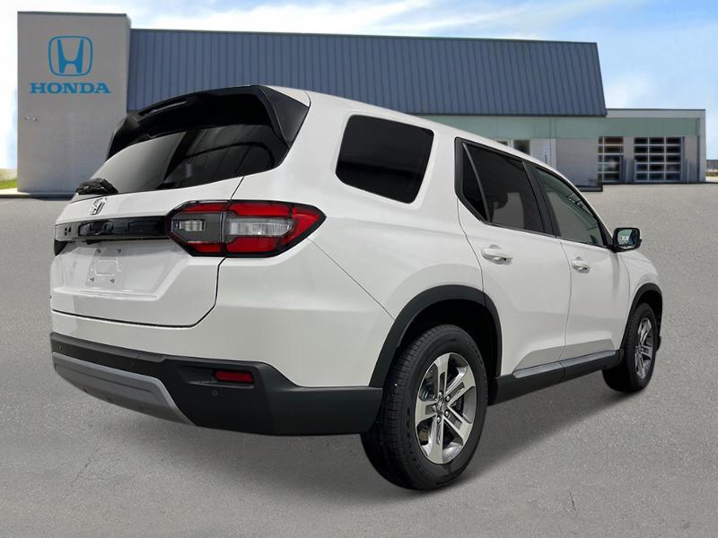 new 2025 Honda Pilot car, priced at $47,550
