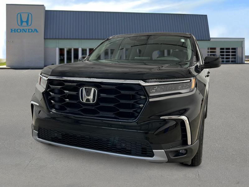 new 2025 Honda Pilot car, priced at $47,095