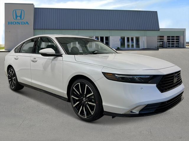 new 2025 Honda Accord Hybrid car, priced at $40,905