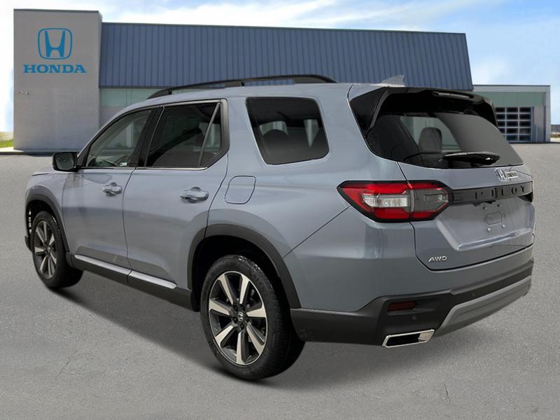 new 2025 Honda Pilot car, priced at $51,550