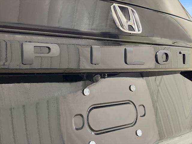 new 2025 Honda Pilot car, priced at $50,795