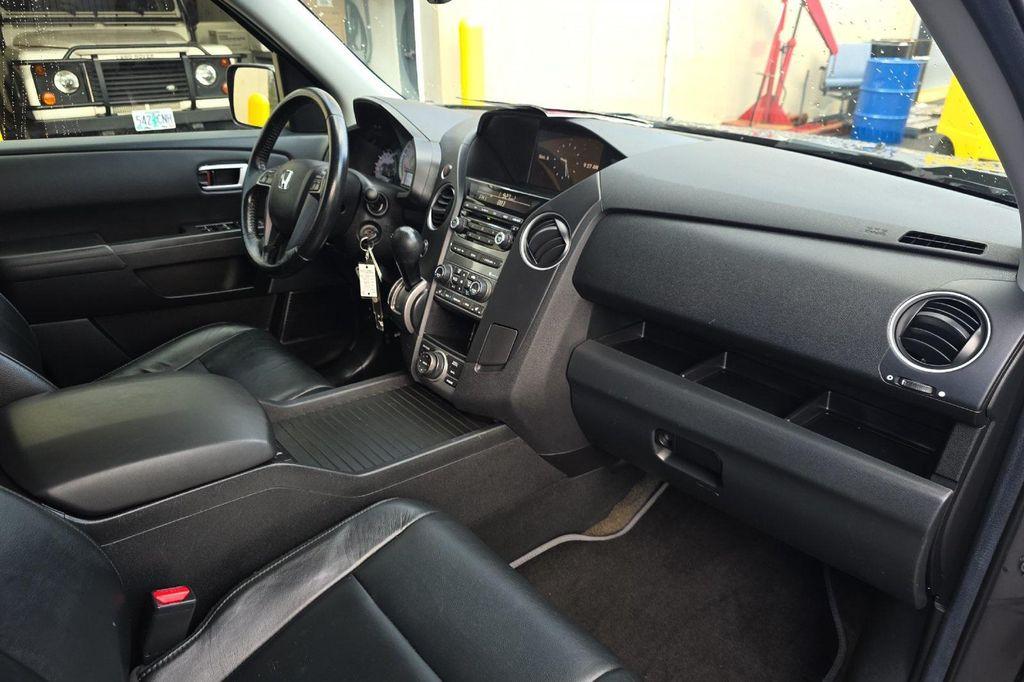 used 2013 Honda Pilot car, priced at $14,495