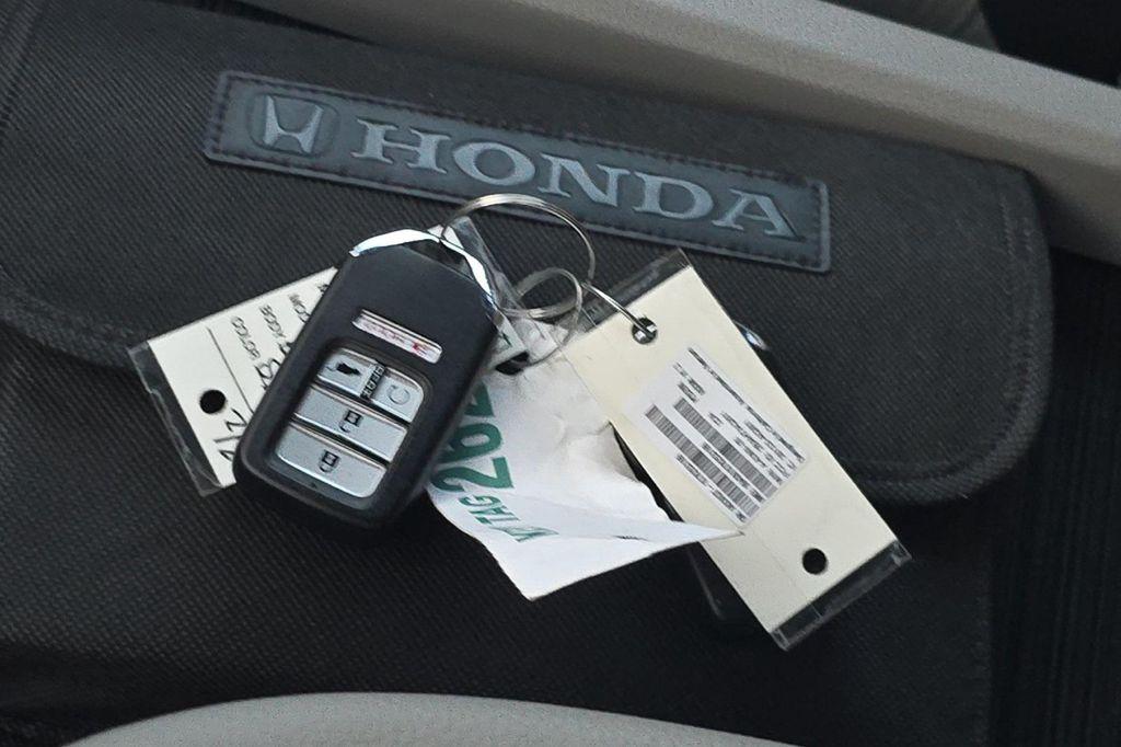 used 2022 Honda Pilot car, priced at $32,985