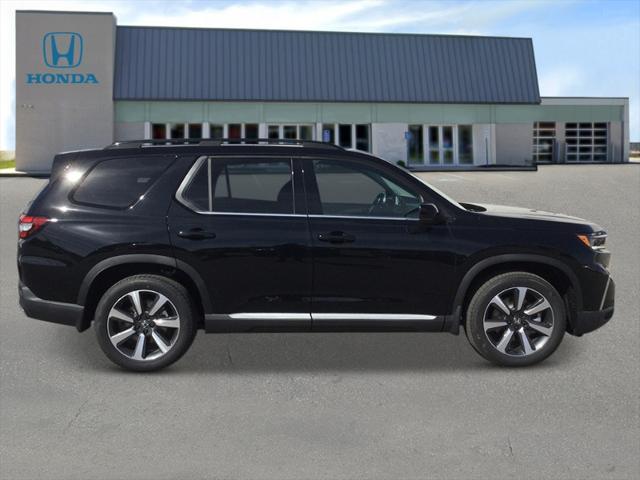 new 2025 Honda Pilot car, priced at $56,250