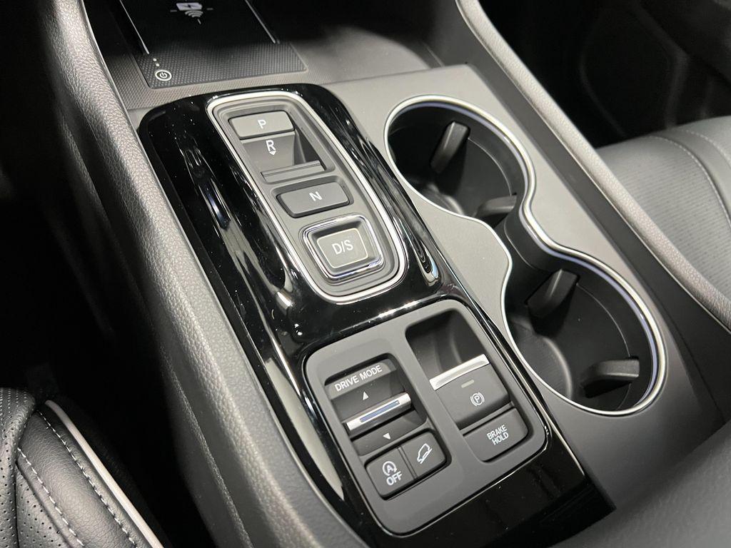 new 2025 Honda Pilot car, priced at $56,250