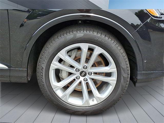 used 2025 Audi Q7 car, priced at $52,495