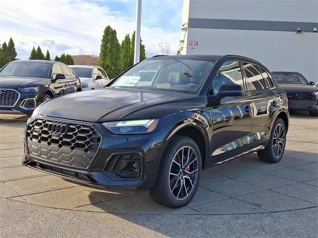 new 2025 Audi SQ5 car, priced at $70,270