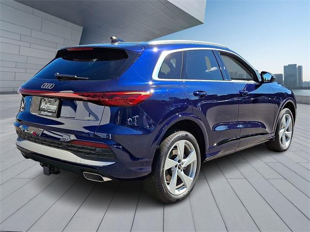 new 2025 Audi Q5 car, priced at $62,080