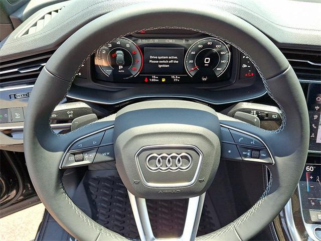 new 2025 Audi Q7 car, priced at $77,735