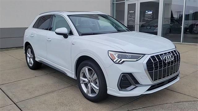 new 2024 Audi Q3 car, priced at $46,985