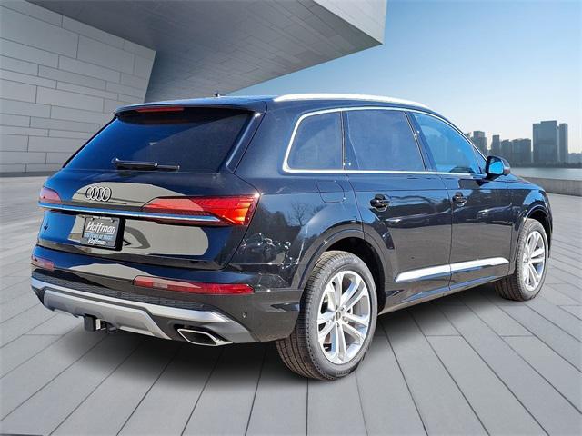 new 2025 Audi Q7 car, priced at $75,800