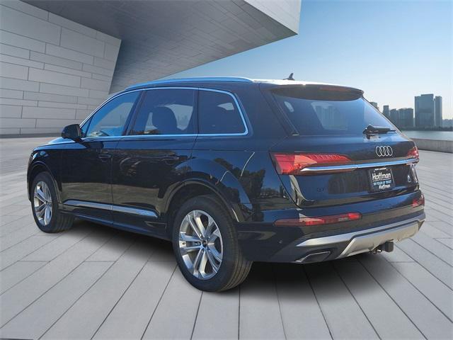 new 2025 Audi Q7 car, priced at $75,800