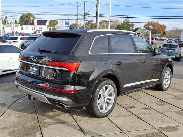 new 2025 Audi Q7 car, priced at $75,800