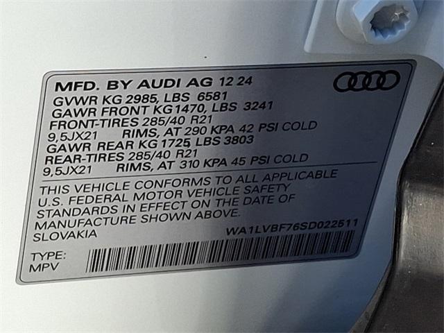 new 2025 Audi Q7 car, priced at $77,735