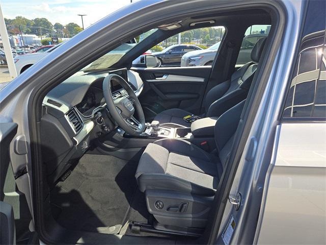 new 2024 Audi Q5 car, priced at $69,290