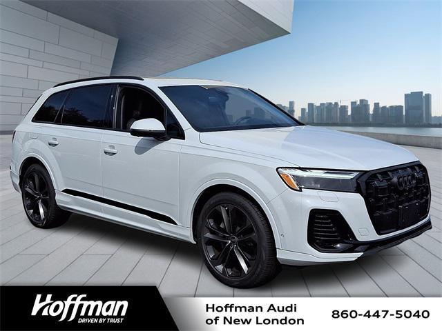 new 2025 Audi Q7 car, priced at $77,805