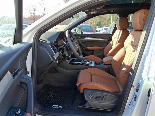 new 2025 Audi Q5 car, priced at $53,665