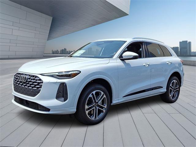 new 2025 Audi Q5 car, priced at $59,110