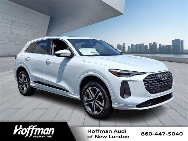 new 2025 Audi Q5 car, priced at $59,110