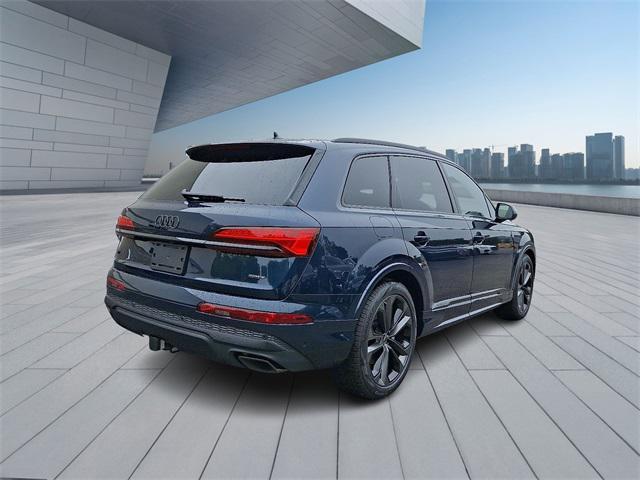 new 2025 Audi Q7 car, priced at $77,580