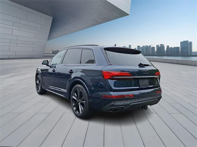 new 2025 Audi Q7 car, priced at $77,580