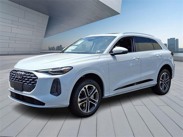 new 2025 Audi Q5 car, priced at $59,110