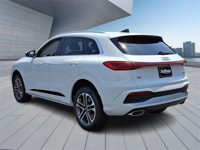 new 2025 Audi Q5 car, priced at $59,110