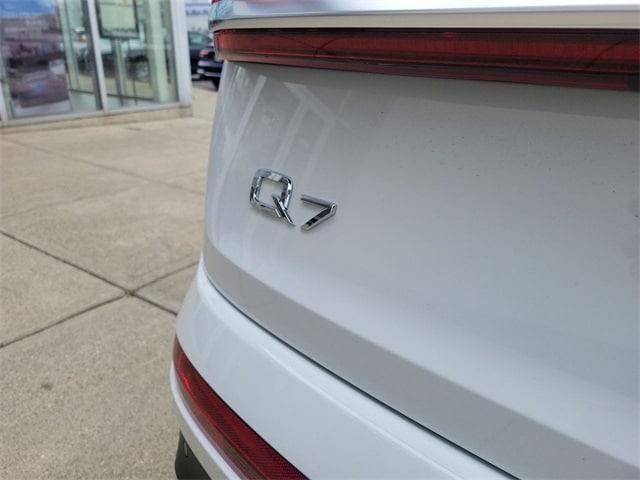 new 2024 Audi Q7 car, priced at $74,355