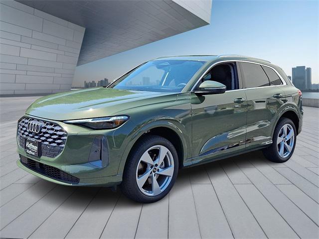new 2025 Audi Q5 car, priced at $64,915