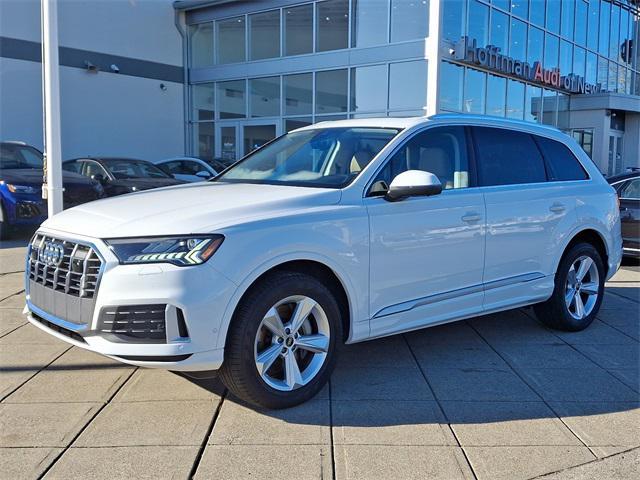 used 2024 Audi Q7 car, priced at $53,478