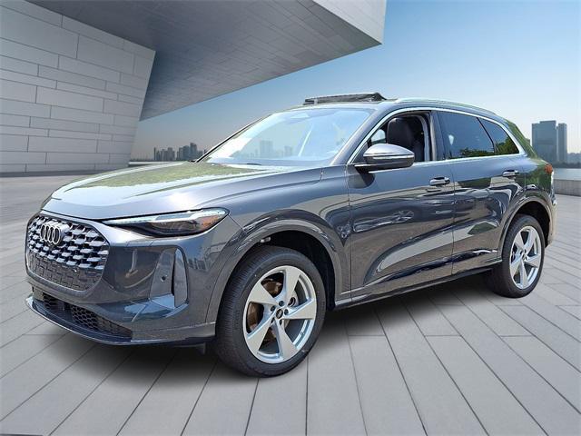 new 2025 Audi Q5 car, priced at $61,105