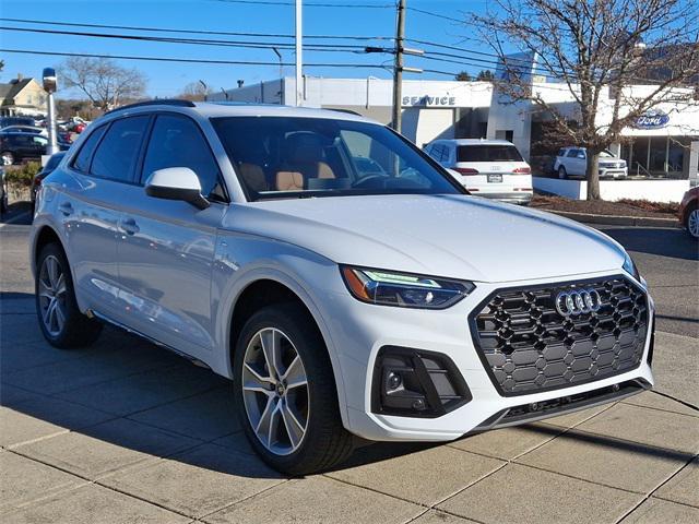 new 2025 Audi Q5 car, priced at $53,650