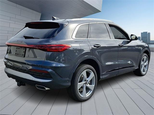 new 2025 Audi Q5 car, priced at $62,080