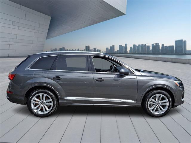 used 2025 Audi Q7 car, priced at $60,995