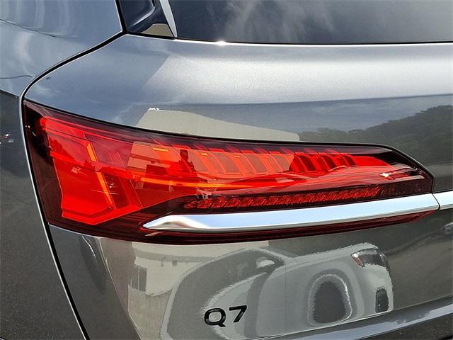 used 2025 Audi Q7 car, priced at $60,995