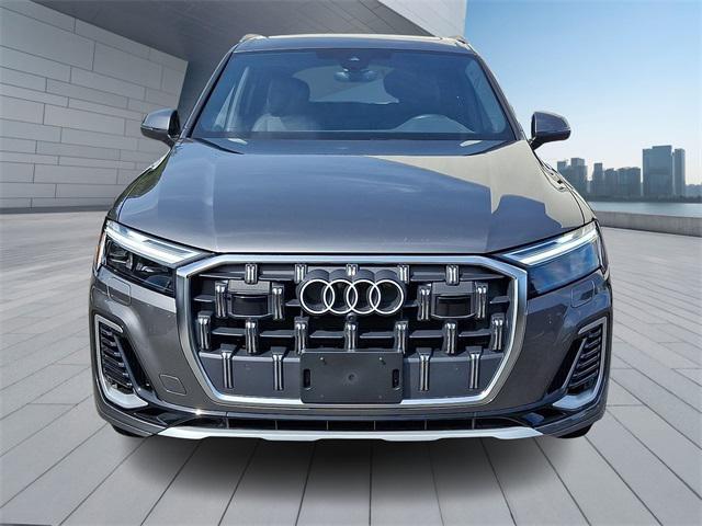 used 2025 Audi Q7 car, priced at $60,995