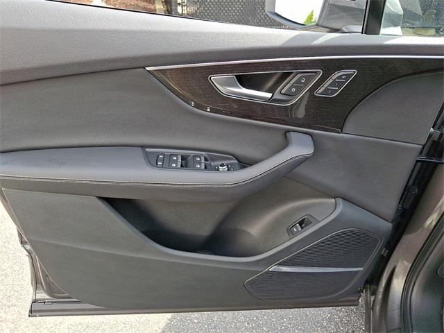 used 2025 Audi Q7 car, priced at $60,995