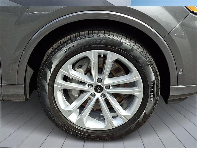 used 2025 Audi Q7 car, priced at $60,995