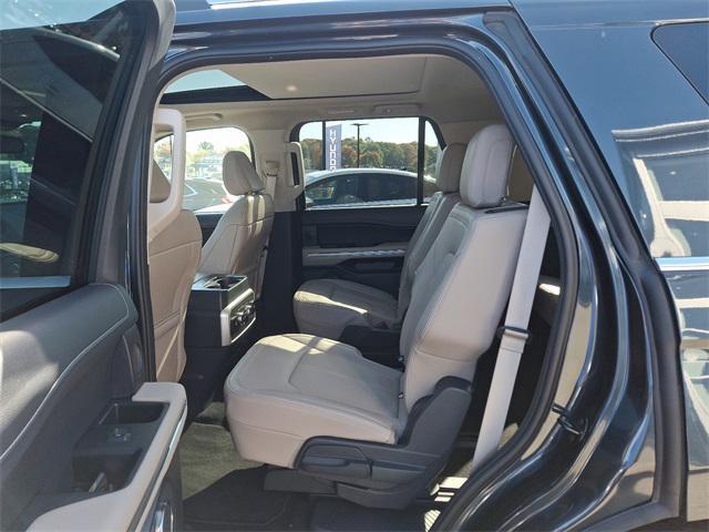 used 2024 Ford Expedition car, priced at $62,703