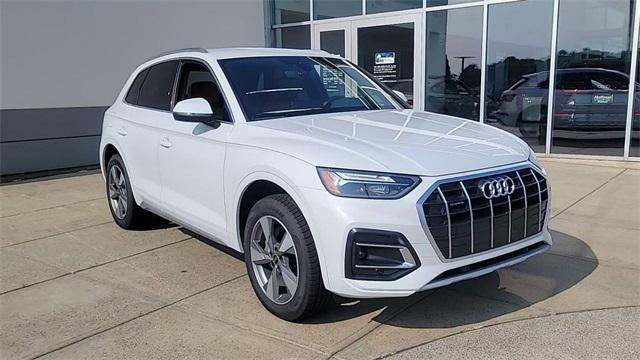 new 2024 Audi Q5 car, priced at $48,985